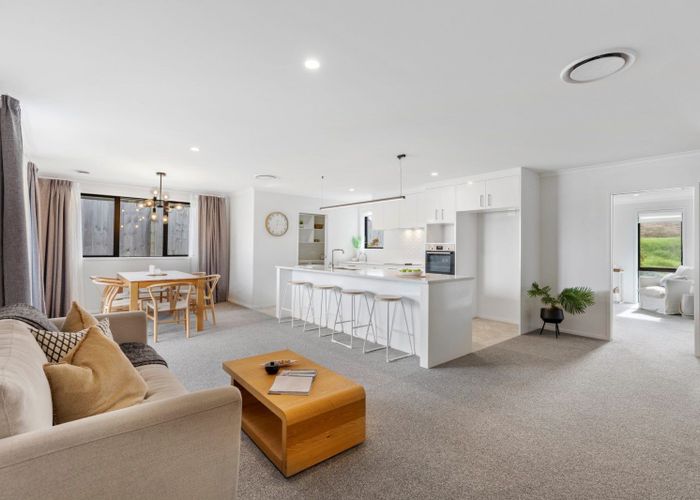  at 12 Cowell Crescent, Pyes Pa, Tauranga