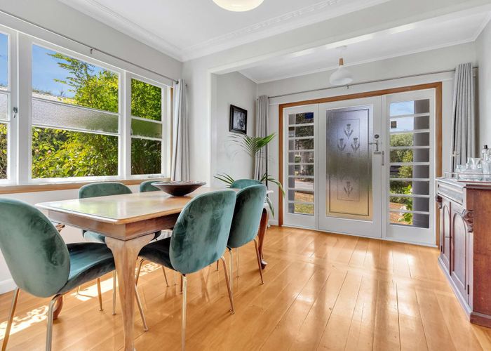  at 67 Forest Lake Road, Forest Lake, Hamilton
