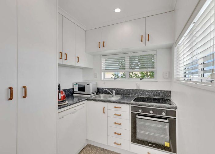  at 4 Thomas Place, Foxton Beach, Foxton