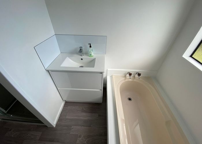  at 6 Yee Place, Mount Wellington, Auckland City, Auckland