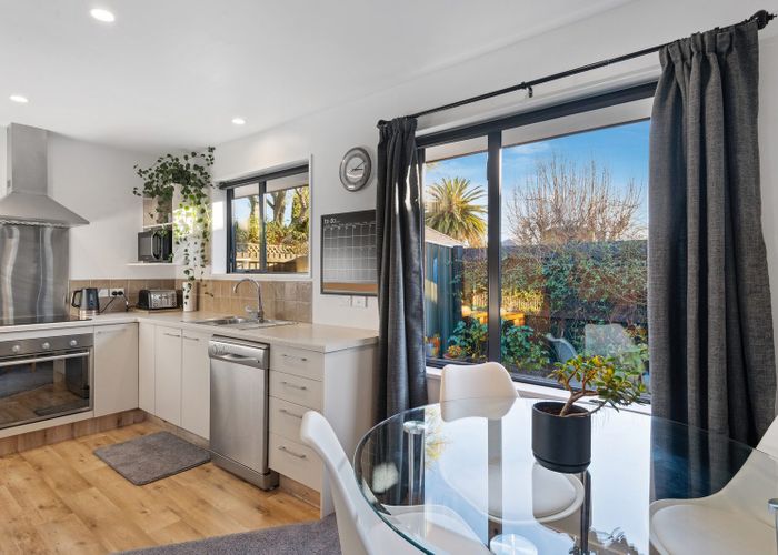  at 3/85 Yaldhurst Road, Sockburn, Christchurch