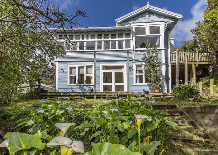  at 36 Sutherland Crescent, Melrose, Wellington, Wellington