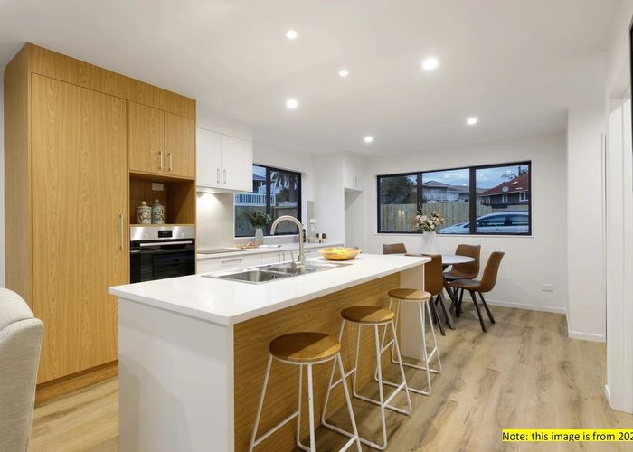  at 14/25 Vodanovich Road, Te Atatu South, Auckland