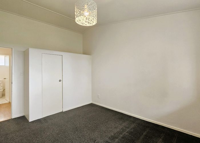  at 3/6 Puka Street, Onehunga, Auckland