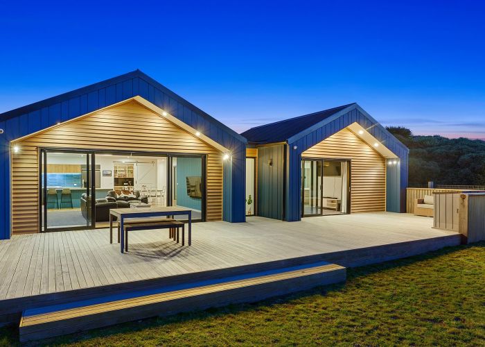  at 1 Arapipi Way, Peka Peka, Waikanae