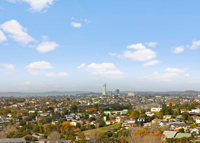  at 23A,B,C Cassandra Grove, Totara Vale, North Shore City, Auckland