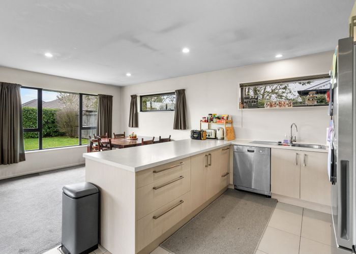  at 38 Little Oaks Drive, Yaldhurst , Christchurch City, Canterbury