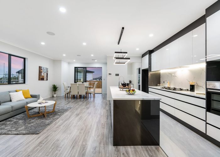  at 10 Uru Drive, Flat Bush, Auckland