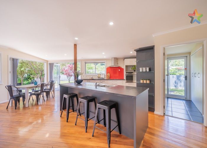  at 2 Molloys Road, Te Marua, Upper Hutt