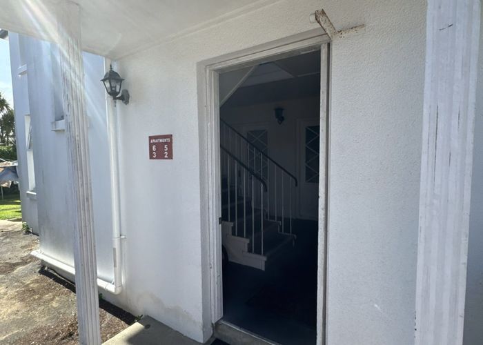  at 1/0 Mount Eden Road, Mount Eden, Auckland