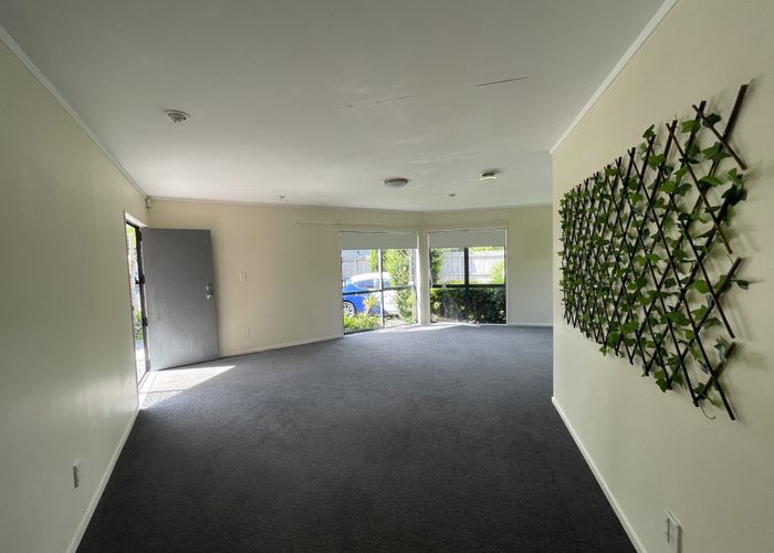  at 1/15 Jay Court, Botany Downs, Manukau City, Auckland