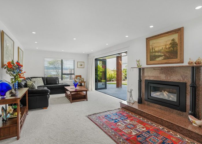  at 59 Miromiro Road, Normandale, Lower Hutt
