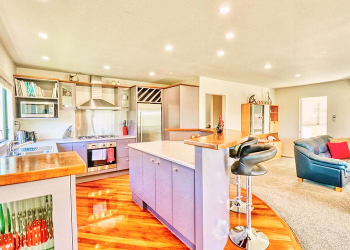  at 28B James Cook Drive, Whitby, Porirua