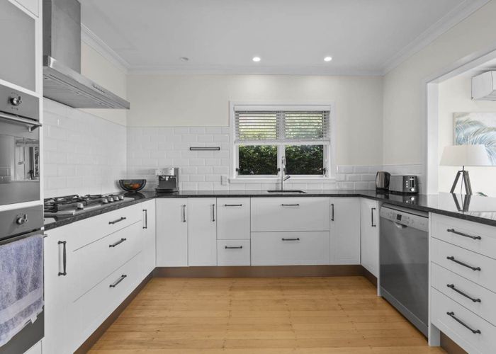  at 11  Tirinui Crest Road, Otumoetai, Tauranga, Bay Of Plenty