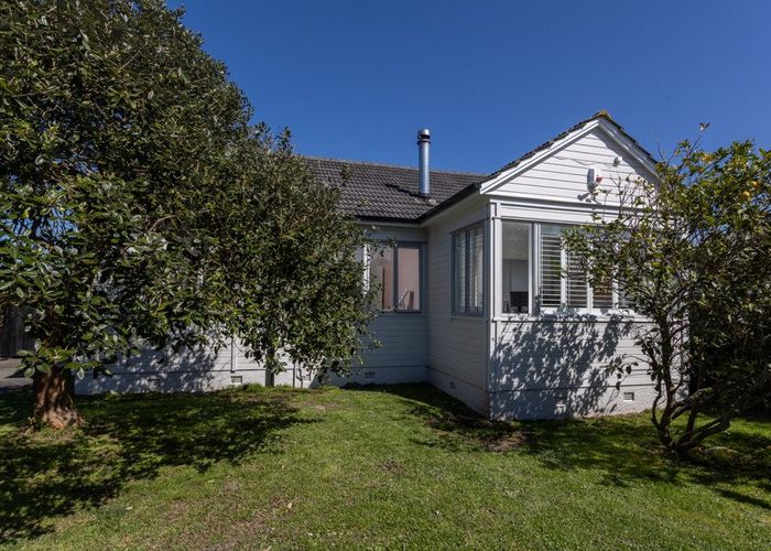  at 37 Gifford Avenue, Wesley, Auckland