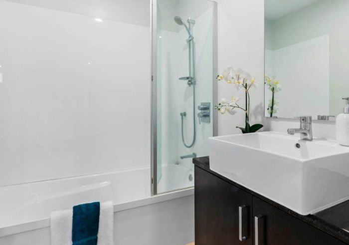  at 182 Flat Bush School Road, Totara Park, Manukau City, Auckland