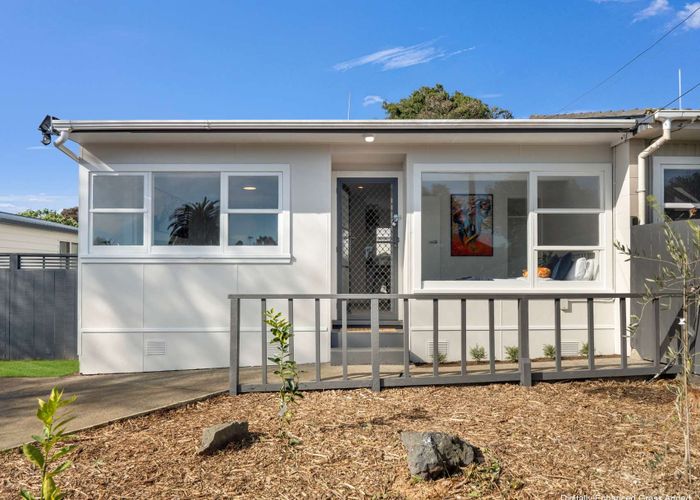  at 4/49 Russell Road, Manurewa, Manukau City, Auckland
