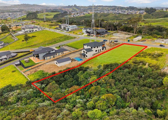  at 16 Annmarie Avenue, Totara Park, Manukau City, Auckland