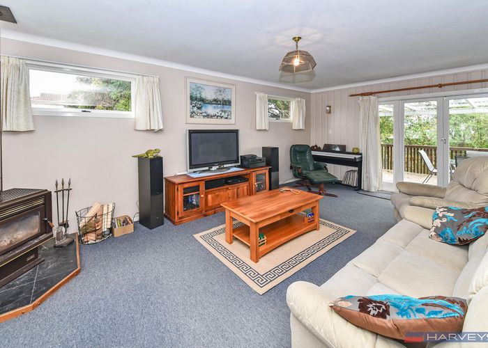  at 32 Grande Vue Road, Hillpark, Auckland