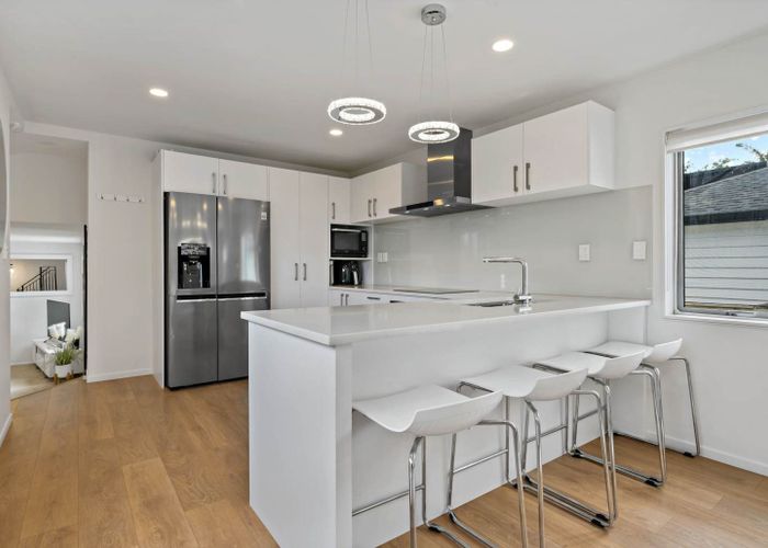  at 20B Apirana Avenue, Glen Innes, Auckland City, Auckland