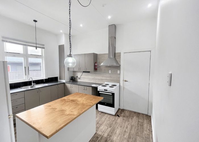  at 195  Ferguson Street, West End, Palmerston North, Manawatu / Whanganui