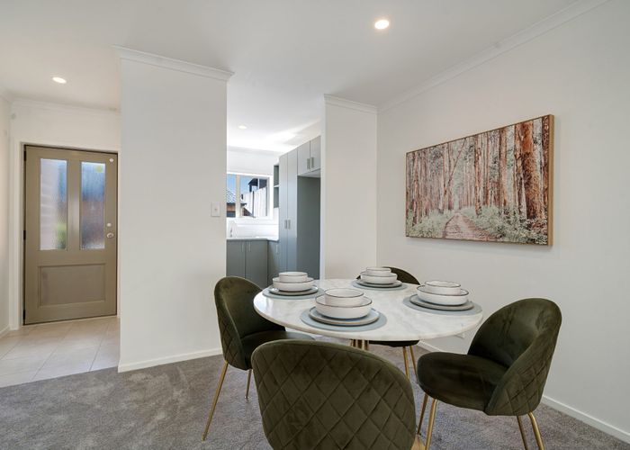  at 124/172 Mcleod Road, Te Atatu South, Auckland