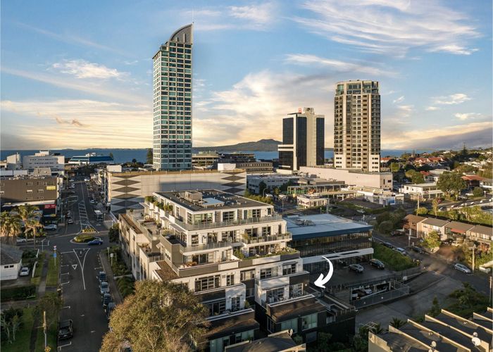 at 112/16 Huron Street, Takapuna, Auckland