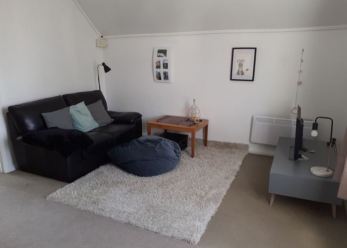  at 2/210 Rintoul Street, Berhampore, Wellington, Wellington