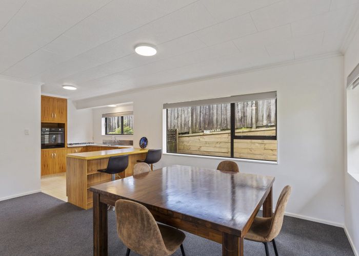  at 2 Squire Place, Blagdon, New Plymouth, Taranaki