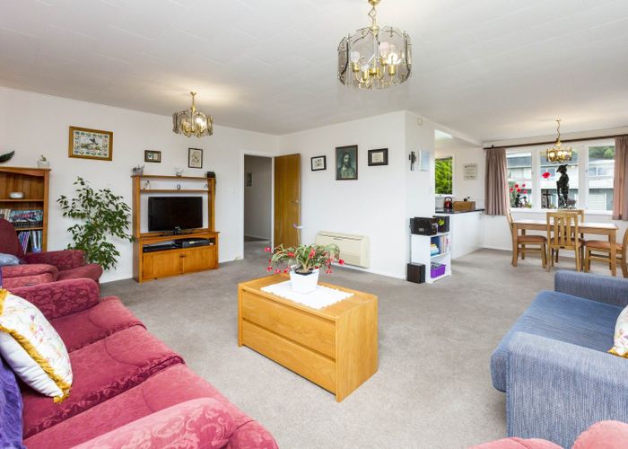  at 27 Sunnyview Drive, Brown Owl, Upper Hutt, Wellington