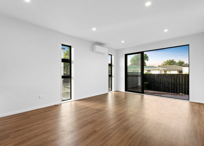  at 3/21 Peachgrove Road, Te Atatu Peninsula, Waitakere City, Auckland