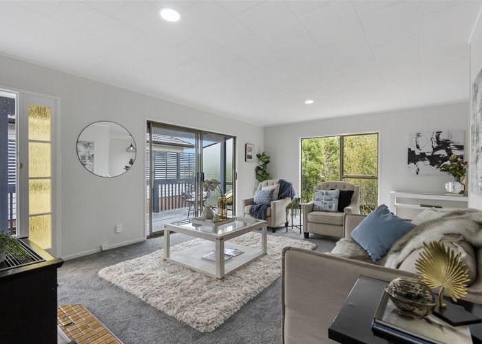  at 70 Hutchinsons Road, Bucklands Beach, Auckland