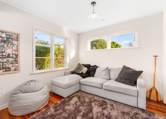  at 24 Queen Street, Feilding, Manawatu, Manawatu / Whanganui