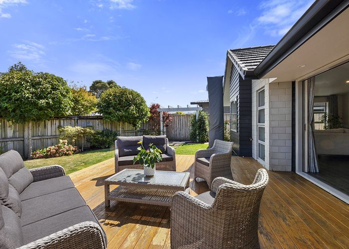  at 7 Tupare Place, Highlands Park, New Plymouth, Taranaki