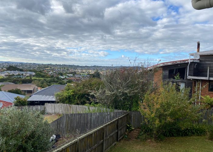  at 20A Kells Place, Botany Downs, Manukau City, Auckland