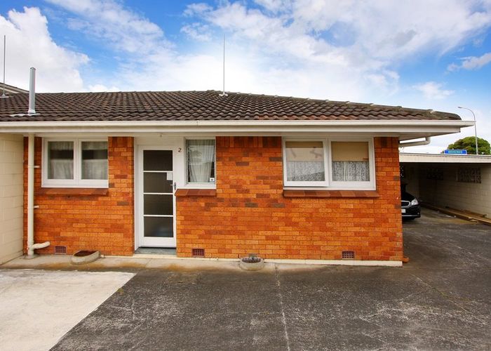  at 2/100 Coronation Road, Papatoetoe, Manukau City, Auckland