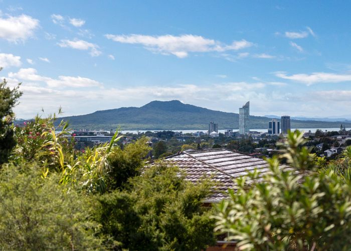  at 29 High Road, Glenfield, North Shore City, Auckland