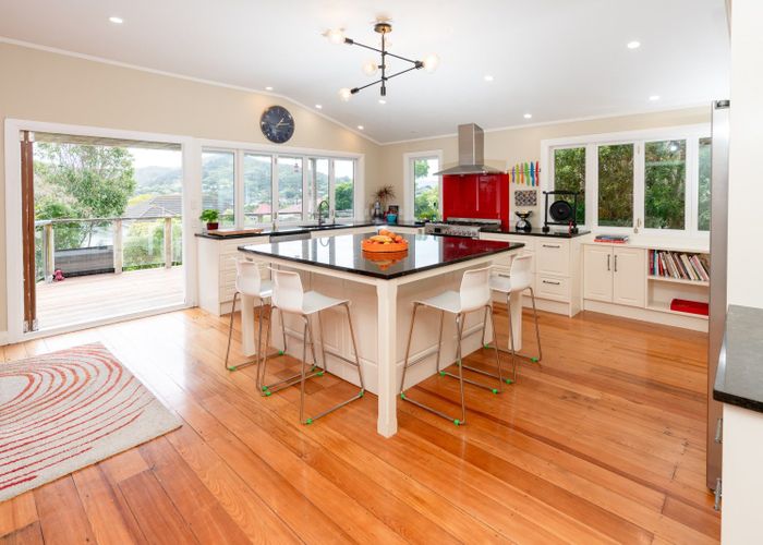  at 8 Tisdall Street, Karori, Wellington