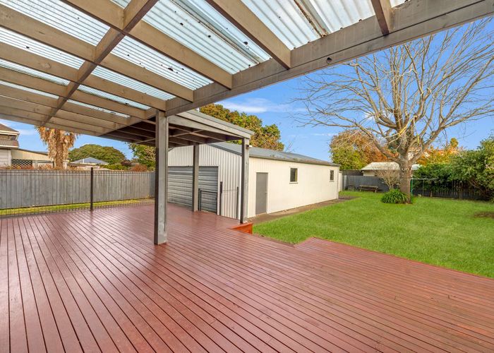  at 11 Hurworth Place, College Estate, Whanganui, Manawatu / Whanganui