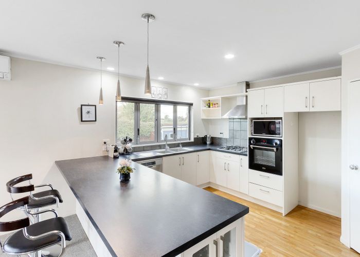  at 31 Wiltshire Drive, Huntington, Hamilton