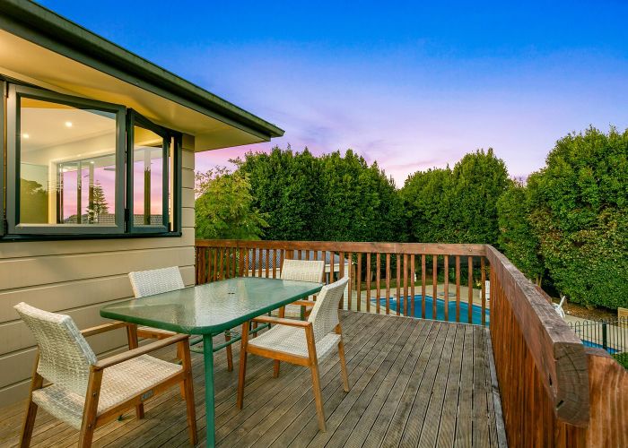  at 6 May Avenue, Te Atatu South, Waitakere City, Auckland