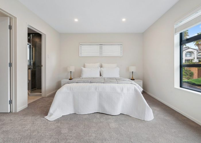  at 10A Egret Court, Unsworth Heights, North Shore City, Auckland