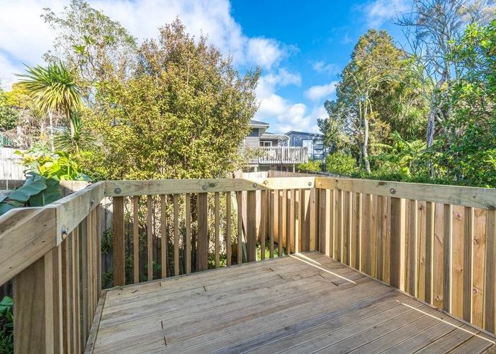 at 21b Tamahere Drive, Glenfield, North Shore City, Auckland