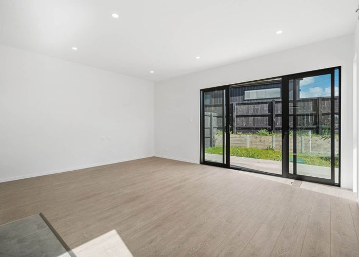  at 5 Kotiu Place, Massey, Waitakere City, Auckland