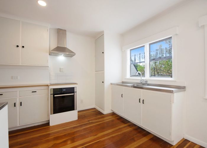  at 90 Newlands Road, Newlands, Wellington, Wellington