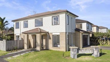 at 4 Shingleton Lane, Flat Bush, Auckland