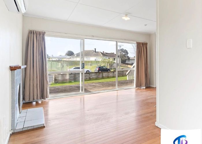  at White Road, Manurewa, Manukau City, Auckland