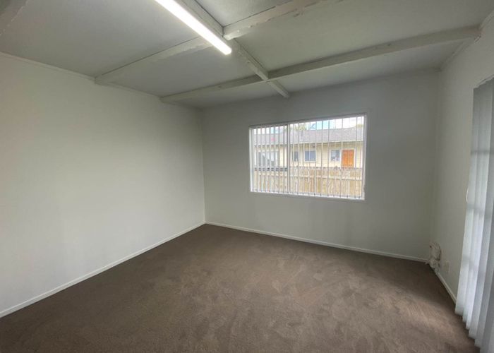  at 220 Dominion Road, Red Hill, Papakura
