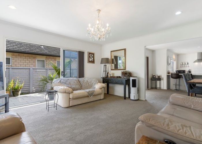  at 19/100 Millers Road, Brookfield, Tauranga