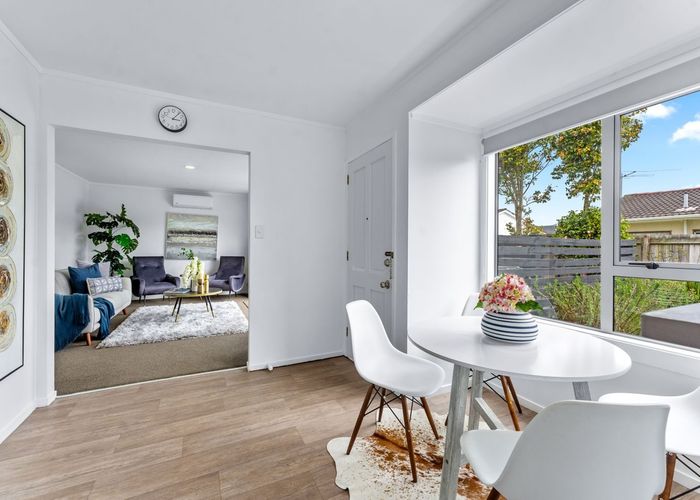 at 1/307a Wairau Road, Wairau Valley, North Shore City, Auckland